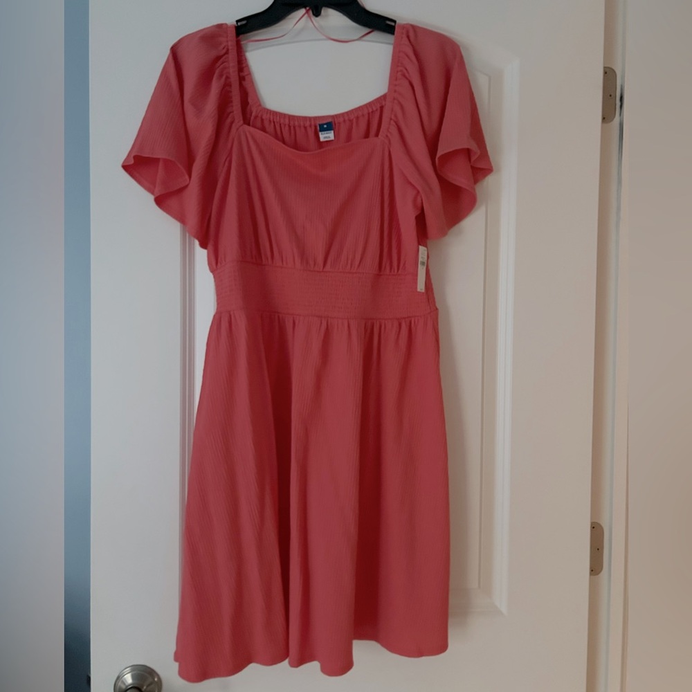 Women’s coral sundress M